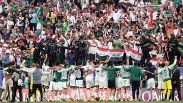 紛争の余波で移動困難も…イラク代表、チャーター機でW杯プレーオフ開催地へ