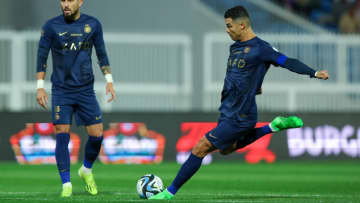 39歳ロナウド、なんとフリーキックで1試合2ゴール！GKが動けない圧巻の一発を叩き込む