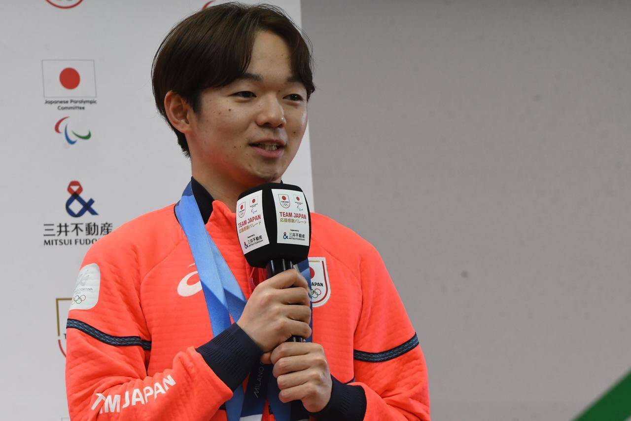 泣きすぎた坂本花織、「笑ってる顔を久々に見たわ！」と突っ込まれる