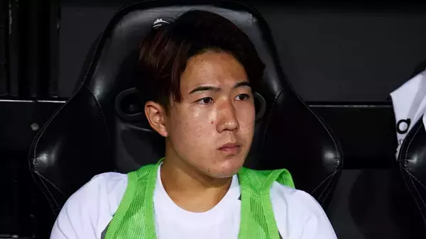 19歳日本代表逸材、スペインで干される危機か…監督交代で起用されず、指揮官は意味深発言