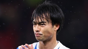 「三笘薫ら主力を温存して勝ったブライトン、ユナイテッドはベストメンバーで負けた」と現地指摘