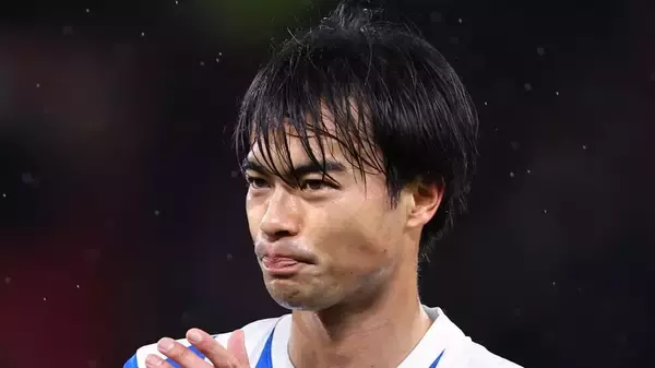 「三笘薫ら主力を温存して勝ったブライトン、ユナイテッドはベストメンバーで負けた」と現地指摘