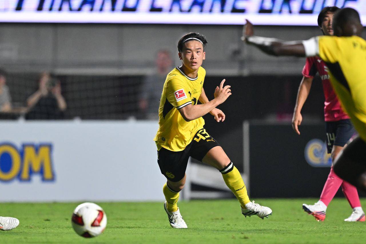 「香川とは全く異なるプレースタイル」――ドルトムントが射止めた"無名"の18歳、山本天翔の正体