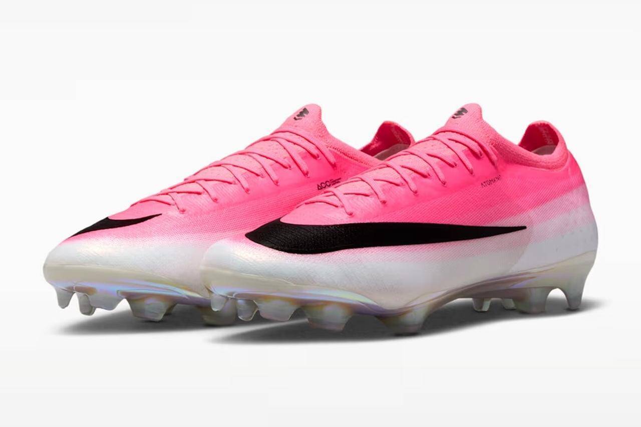 NIKE、夏の新作スパイク「ブレイクアウトパック」が登場！マルチカラー×ブラックの“ピンクな”大型コレクション