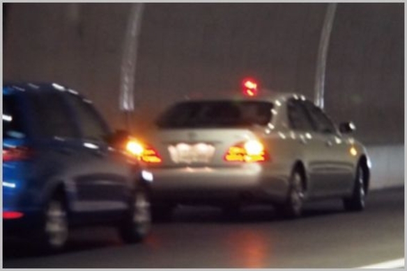 覆面パトカーの追尾式スピード取締りの回避方法 19年9月21日 エキサイトニュース