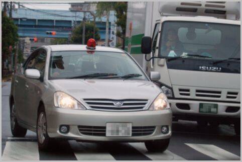 車 赤色灯 違反 Kuruma