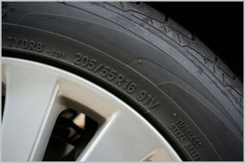 タイヤの記号を見れば製造年や使用限度がわかる 19年2月9日 エキサイトニュース
