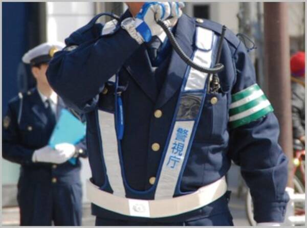 交番の警察官がよく着ている 活動服 のお値段 19年12月2日 エキサイトニュース