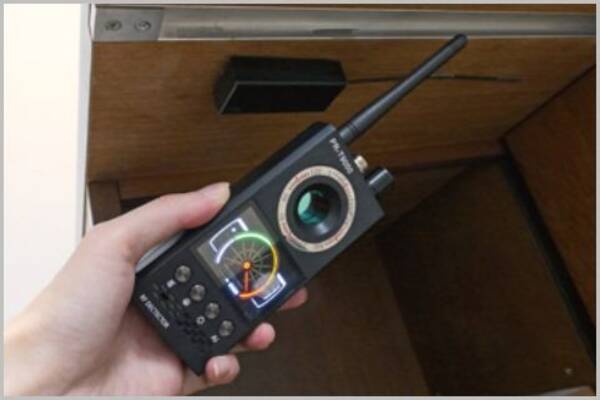 盗聴 盗撮 Gps発信機を探知する万能発見器とは 年1月18日 エキサイトニュース