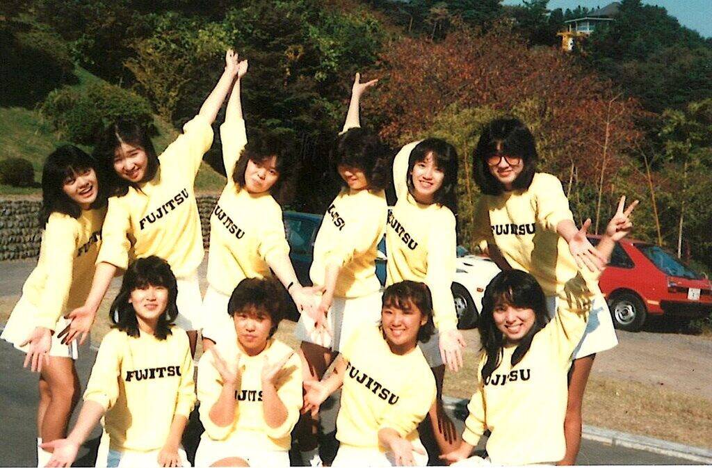 社員応援団から企業文化の象徴へ。富士通チアリーダー部「フロンティアレッツ」が紡いだ47年