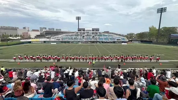 「社員応援団から企業文化の象徴へ。富士通チアリーダー部「フロンティアレッツ」が紡いだ47年」の画像