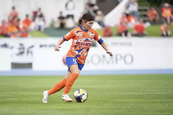 「新潟レディースが広げた“女子サッカーの裾野”。年100回の地域活動、川澄奈穂美が呼び込んだ「応援の機運」」の画像