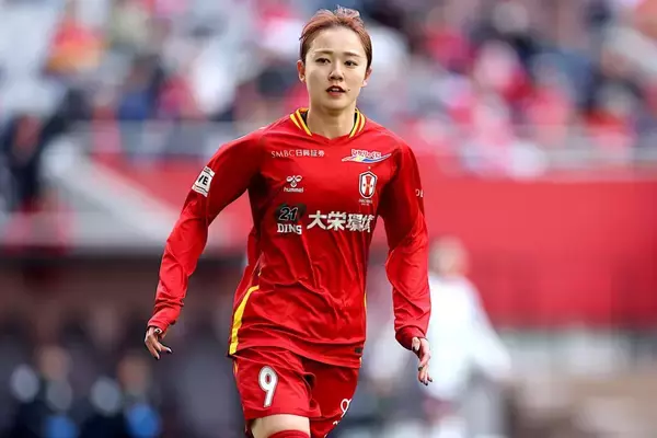 WEリーグ得点王・吉田莉胡はなぜ覚醒したのか。移籍1年目で越えた“沈黙”と決定力不足