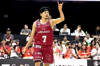 ベテランの進化論。Bリーグ・川崎ブレイブサンダースを牽引する篠山竜青が、37歳でプレースタイルを変えた理由