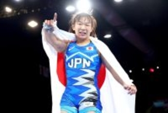 狙っていない反り投げが、金メダルを連れてきた。“奇跡の人”元木咲良、七転び八起きのレスリング人生