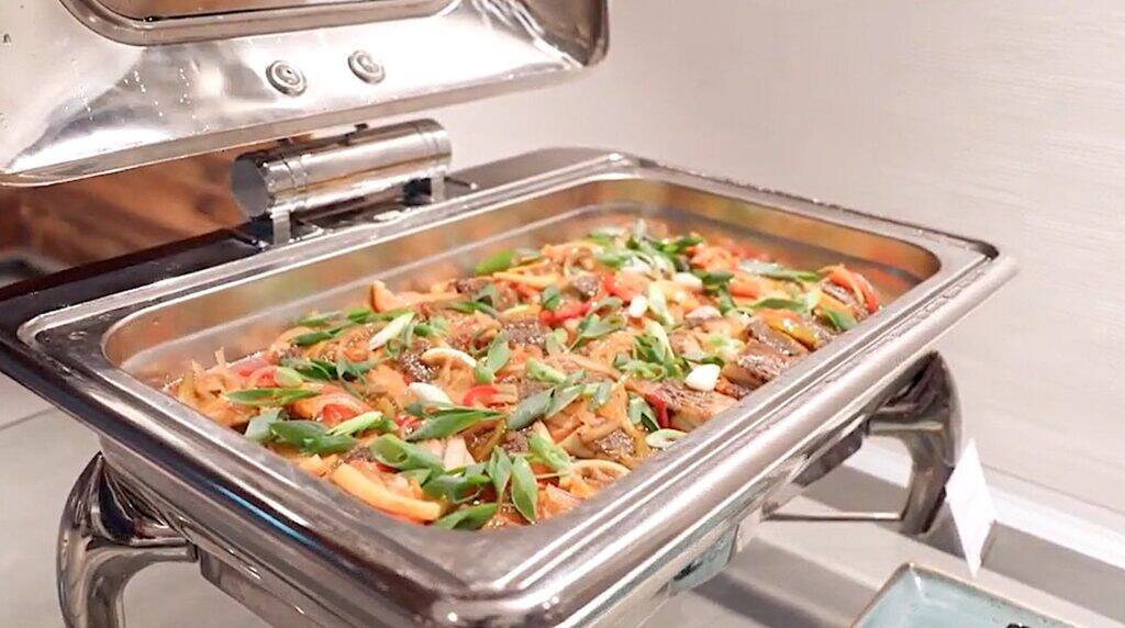 なでしこジャパン支える“食の戦術”。西芳照シェフが整える短期決戦の食卓「小さい選手も男子並み。だから走れる」