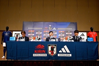 「優勝」を掲げた日本代表に何が起きたのか。曖昧なW杯総括で浮かび上がった、選手とJFAのギャップ