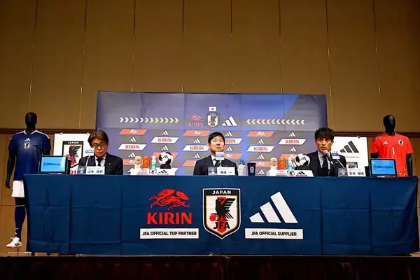 「優勝」を掲げた日本代表に何が起きたのか。曖昧なW杯総括で浮かび上がった、選手とJFAのギャップ