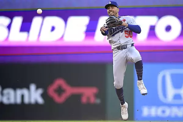 なぜ老舗マスクメーカーはMLB選手に愛される“ベルト”を生み出せた？　選手の声から生まれた新機軸ギアの物語