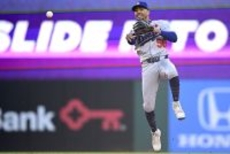 なぜ老舗マスクメーカーはMLB選手に愛される“ベルト”を生み出せた？　選手の声から生まれた新機軸ギアの物語