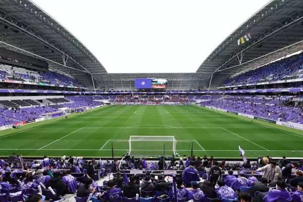 広島で「街が赤と紫に染まる日常」。ＮＴＴデータ中国・鈴森社長が語る、スポーツと地域の幸福な関係