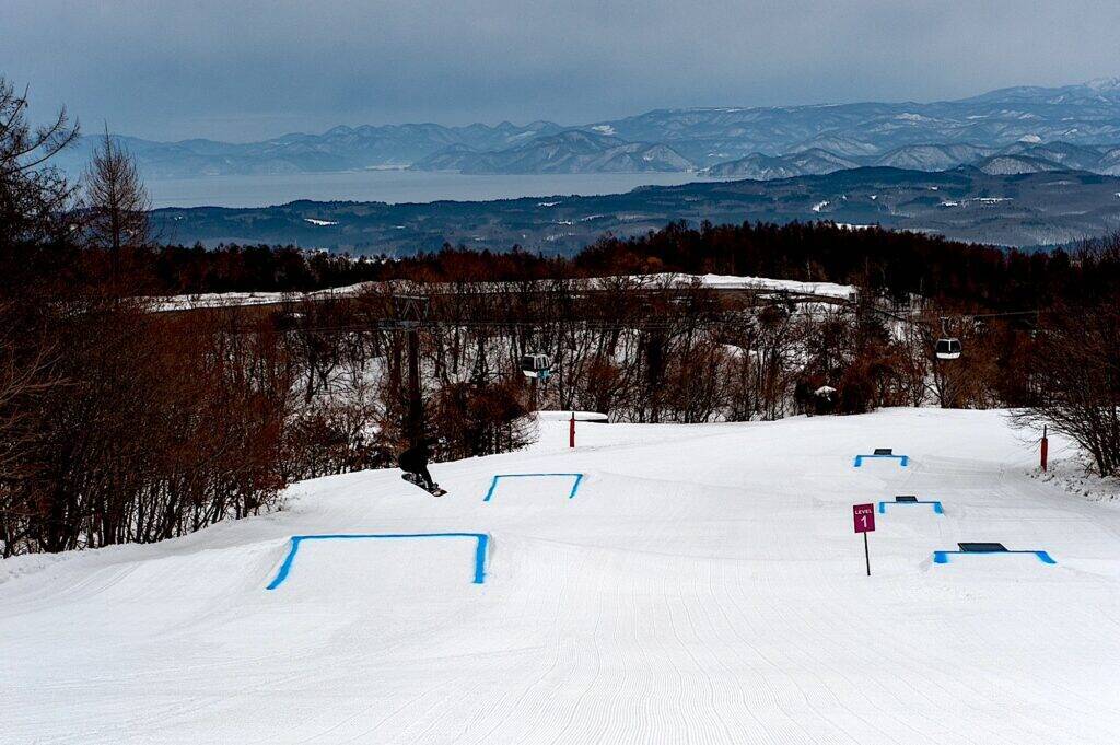 福島を支えるスノーボード文化の現在地。星野リゾート　ネコマ マウンテンに学ぶ普及のリアル