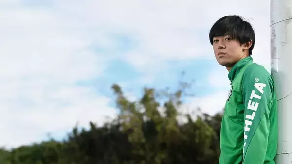 「いつかアンフィールドのピッチに」 東京V・山本理仁が目標にする「5年で世界へ」の道程