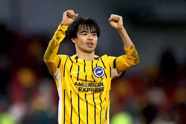 三笘薫の数字が伸びない理由。ブライトン不振が変えた、勝てないチームで起きるプレーの変化