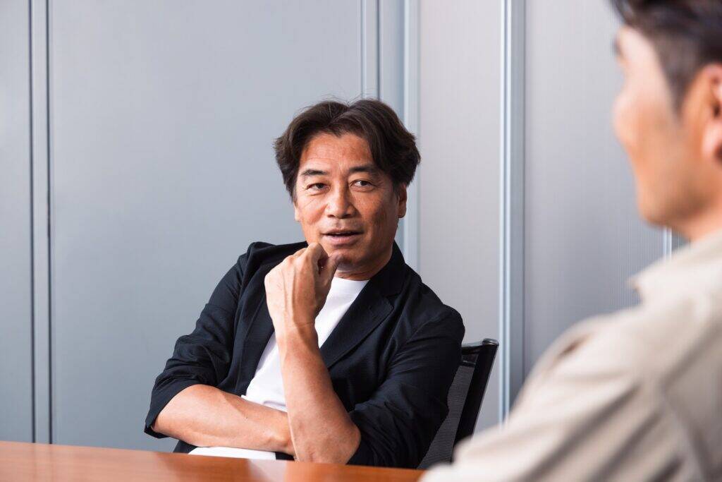 鹿島で岩政が学んだブラジル的「結果論」。世界に学んだ日本代表が見つける本当の個性――中西哲生×岩政大樹