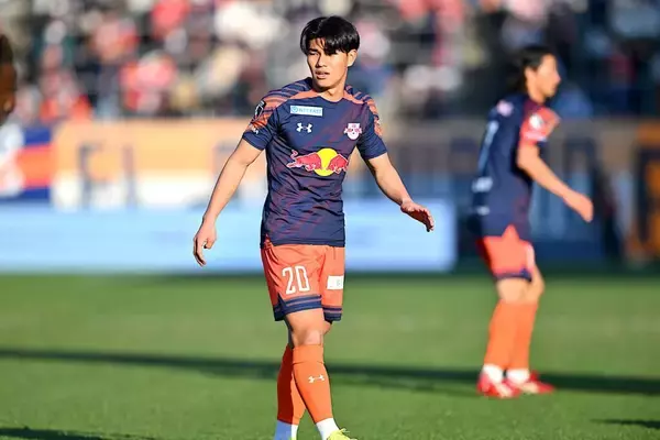 「リミットは10月」プロ入りか大学サッカーか悩む、高校生の進路選択。選手権は“最後の就活”