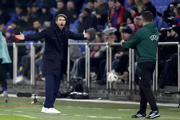 なぜ名選手は名監督になれないのか？　バーゼルで起きた「指導のズレ」の正体と“指導者の本質”