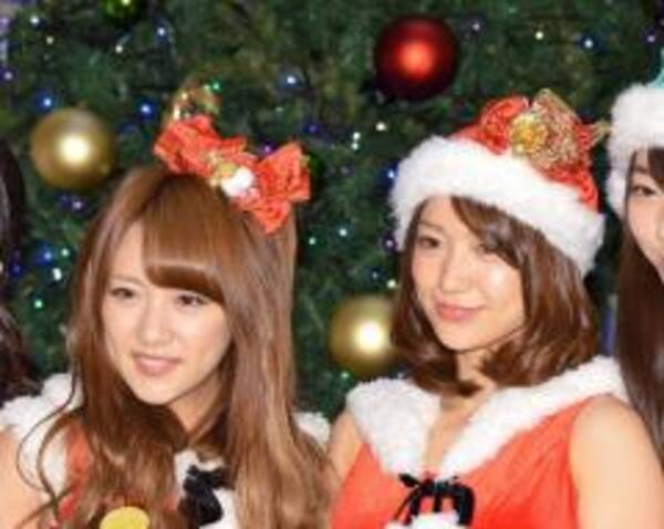巨大ツリーにakb48もびっくり 大島優子 高橋みなみの家は広いから置ける 12年11月6日 エキサイトニュース