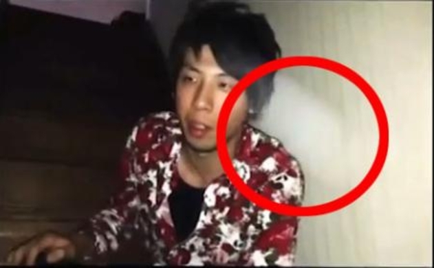 芸人の霊か 鏡に謎の人物が写りこんだ 12年11月17日 エキサイトニュース