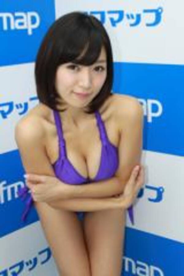 グラドル 階戸瑠李 新作はかなり過激 13年10月21日 エキサイトニュース
