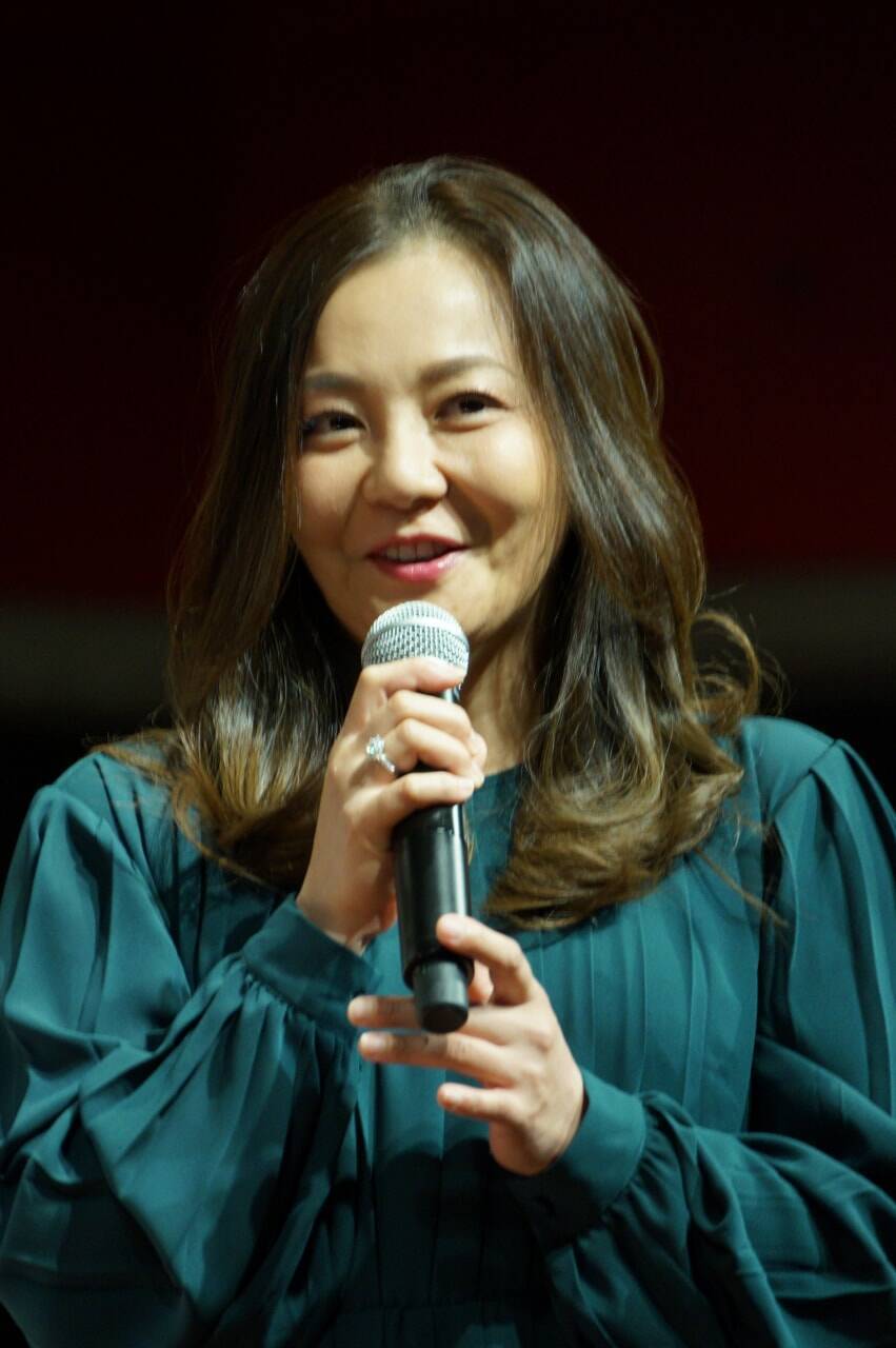 華原朋美 芸能界は甘くない 新人に辛口アドバイスも ある方と出会って運命が変わった 年2月10日 エキサイトニュース