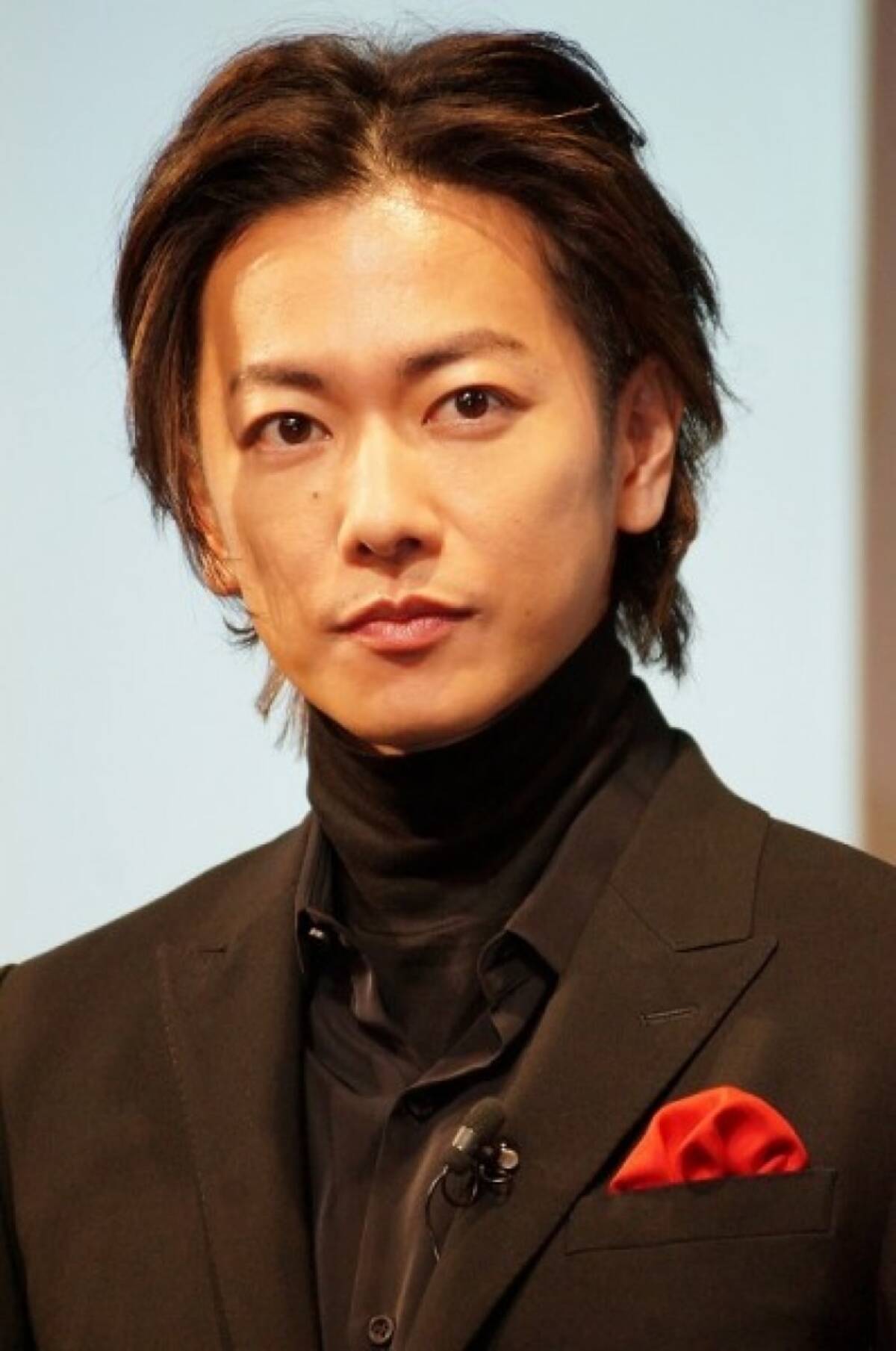 佐藤健 ドラマの優しさが嘘クサく見えるワケ パンツ丸出しの前田敦子を引きずる衝撃写真 有名人の消し去りたい 黒歴史 年3月22日 エキサイトニュース
