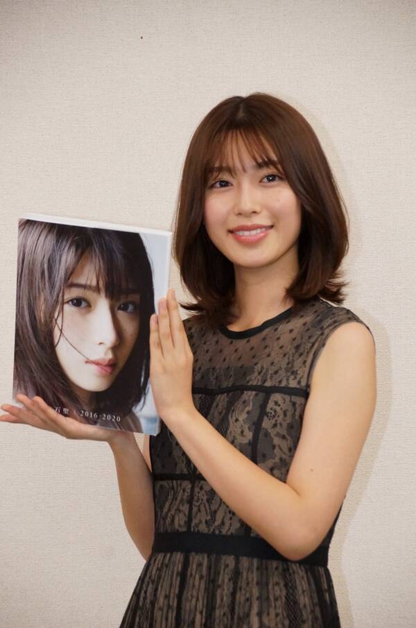 初主演ドラマで注目の若手女優 白石聖 自粛期間は 猫とダラダラ 初写真集は4年間の集大成に 年10月10日 エキサイトニュース