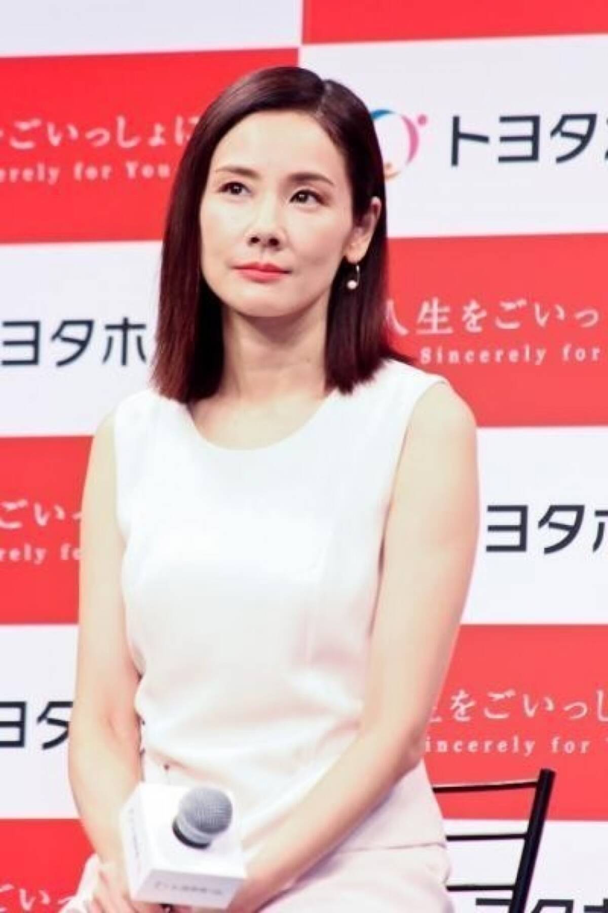 吉田羊 歳離れた中島裕翔との 合鍵愛 は二つ返事で断ち切った 仕事中に無念の涙か 芸能界 別れた二人の真相 年10月25日 エキサイトニュース