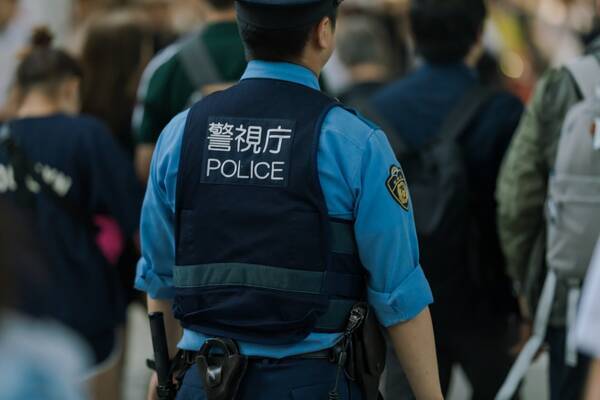 京都府警60代男性職員 警察官時代から女性を盗撮し処分 かわいい子を間近で見たかった 21年3月19日 エキサイトニュース