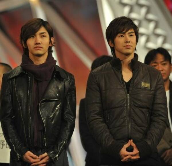 スキャンダル連発の背景は 今後の活動に暗雲が漂い始めた東方神起 21年3月28日 エキサイトニュース