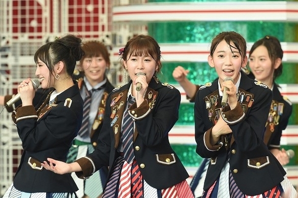 Hkt48多田愛佳とakb48前田亜美の 黒歴史 が可愛い トーストくわえて登校 の前にかすむ 13年11月13日 エキサイトニュース