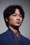 役者 綾野剛 を作った 仮面ライダー555 での22回連続ng 15年8月8日 エキサイトニュース