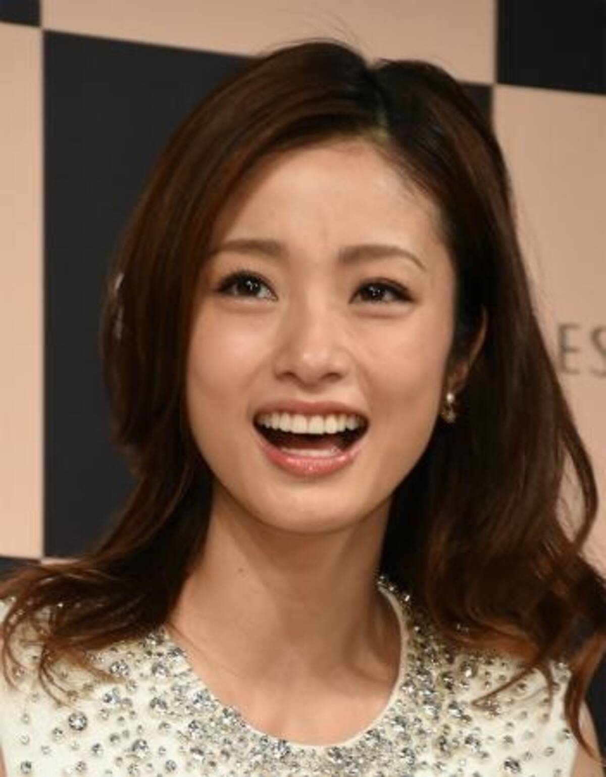 上戸彩 5年ぶりcm女王に Cm起用社数ランキング 15年12月10日 エキサイトニュース