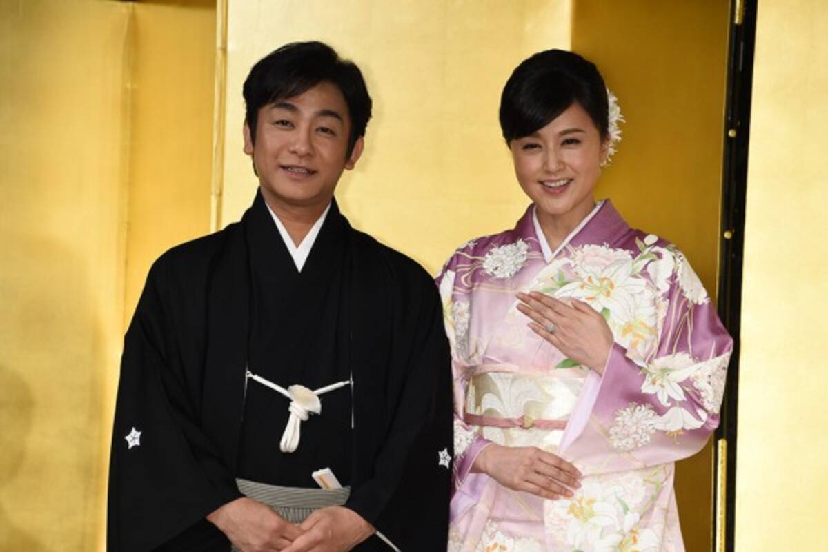 片岡愛之助 藤原紀香 結婚会見 辛い時こそスクラムを組んで幸せに 16年3月31日 エキサイトニュース