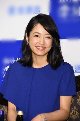 井上真央はどんな気持ち 松本潤の紅白 One Love 熱唱にツッコミの 嵐 17年1月8日 エキサイトニュース