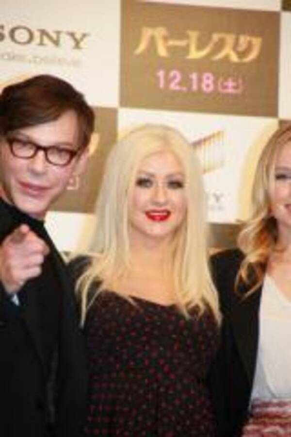 クリスティーナ アギレラ 新作で見せたセクシーダンスの感想は 足がまめだらけ 10年12月6日 エキサイトニュース