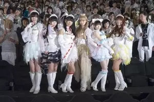 前田敦子 観劇マナー違反に 育ちが悪い 現場では とにかく食べ方が汚い との悪評も 16年4月7日 エキサイトニュース