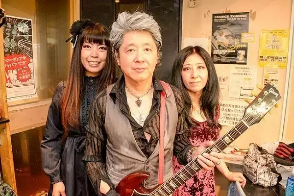 めんたいロックの生き証人「博多ザ・ブリスコ」がレコ発ツアーで東京降臨