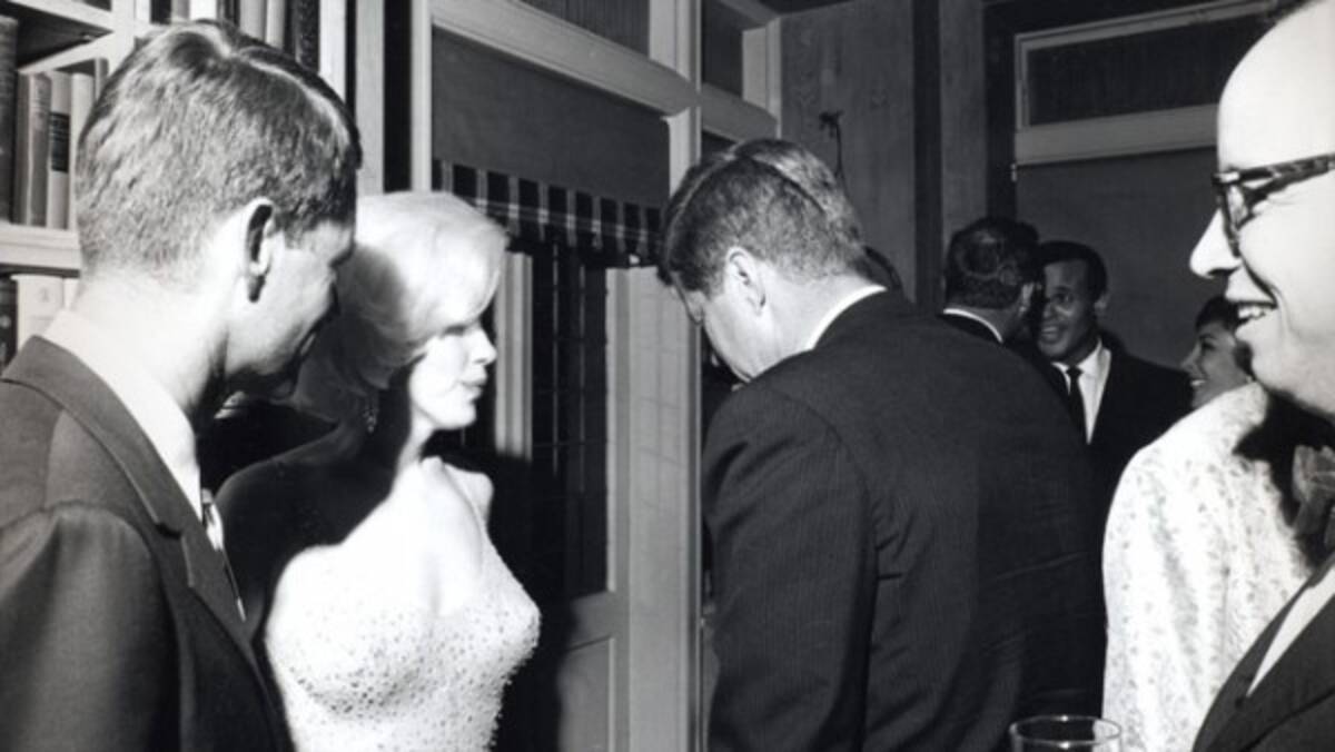 マリリン モンローはケネディ大統領から極秘機密を得たため口封じで暗殺された 17年6月6日 エキサイトニュース