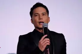 野村周平 爪噛み癖 直らないと告白も 直すべきはその態度 炎上癖を心配したら 18年11月1日 エキサイトニュース